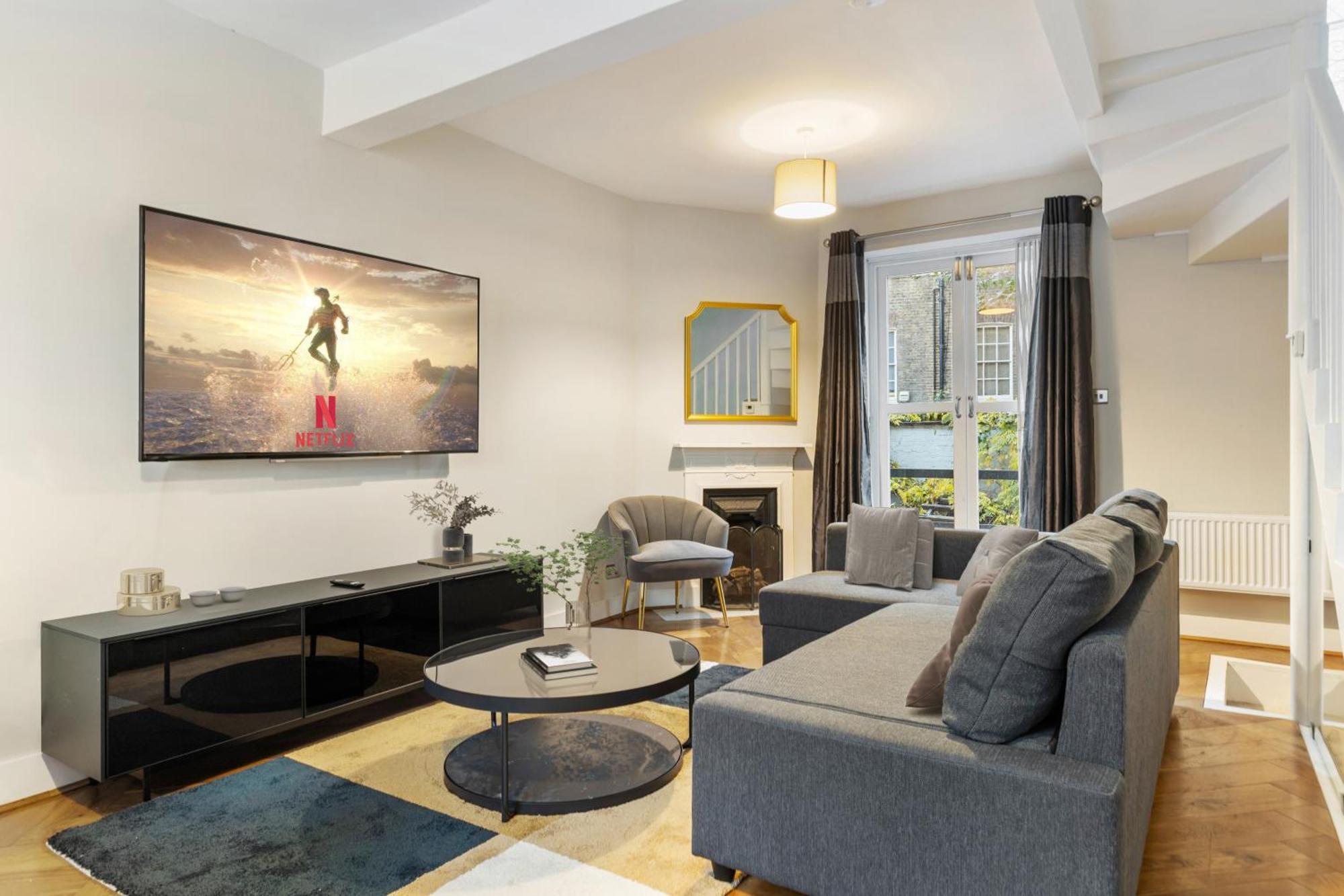 Heavenly - Victoria Apartment